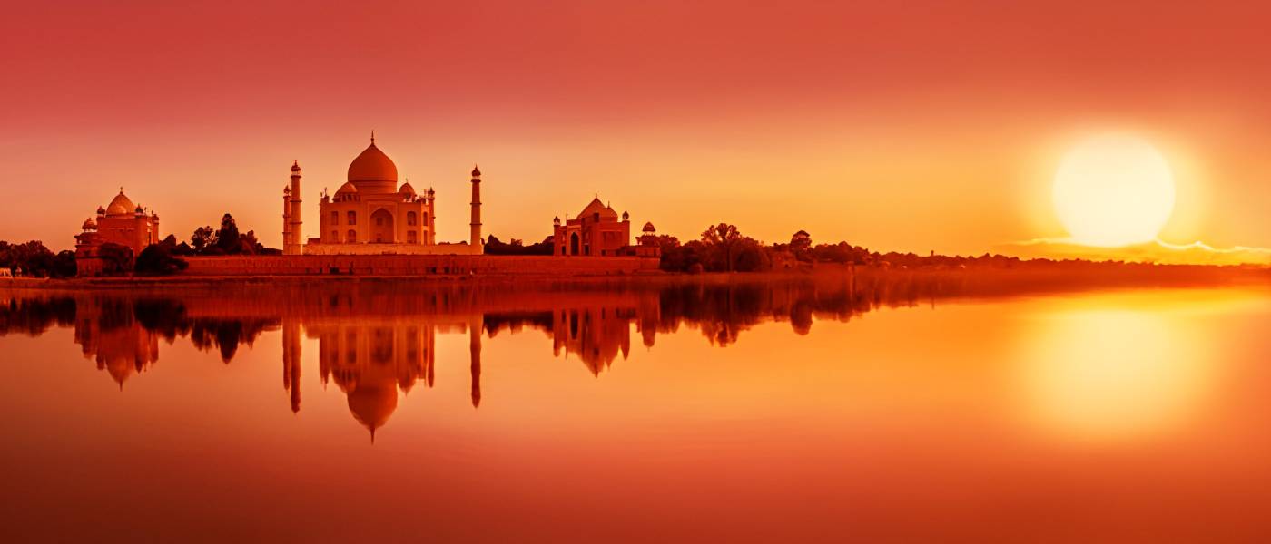 Sunrise Taj mahal Tour By Car. 2AM